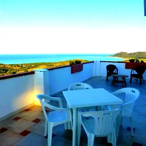 Comino Alto E Casa di campagna
